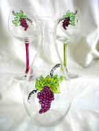 Grape Glasses.jpg (15128 bytes)